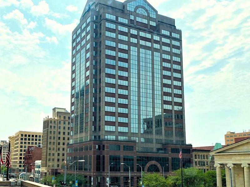 Class A Office Tower in the heart of the CBD!